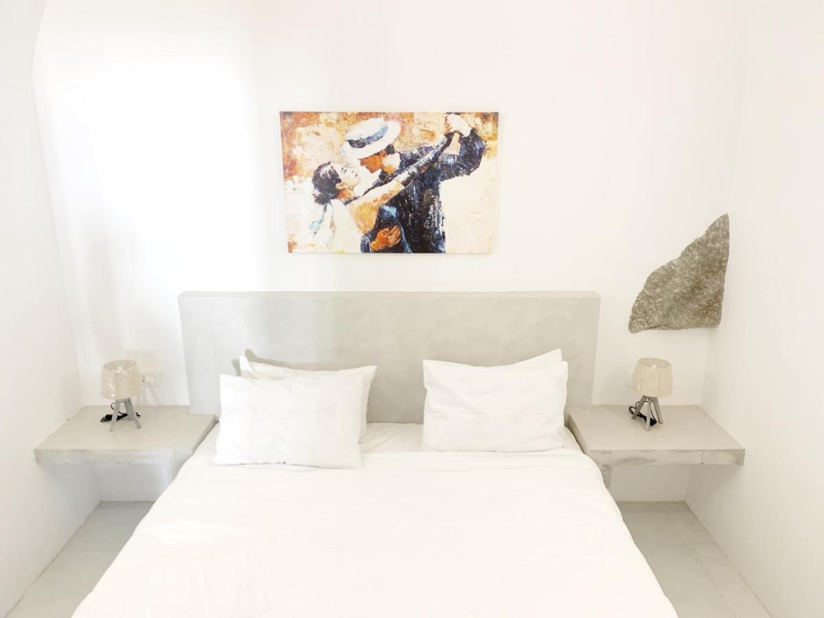 Poli Cave House Santorini Villa Fira  Exterior photo