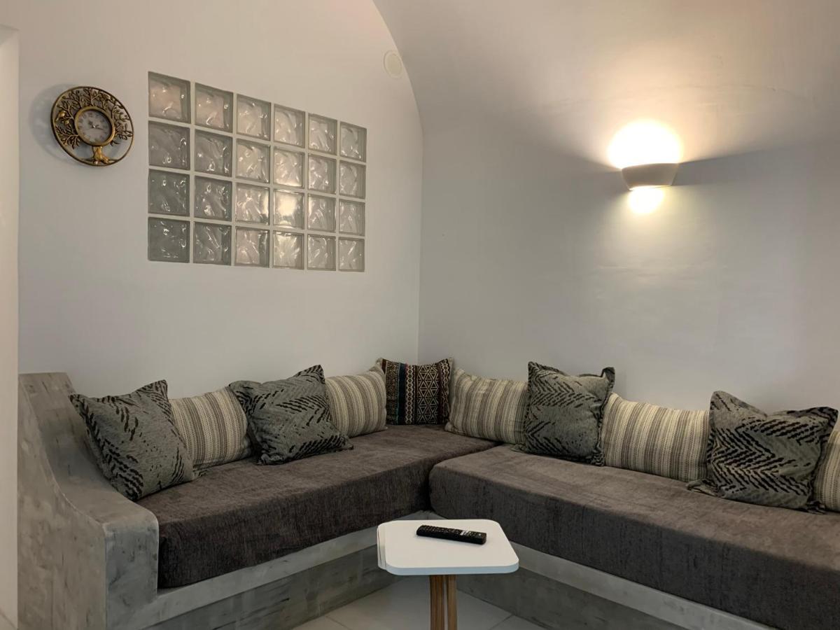 Poli Cave House Santorini Villa Fira  Exterior photo
