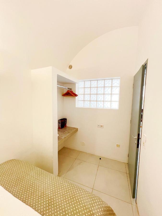 Poli Cave House Santorini Villa Fira  Exterior photo
